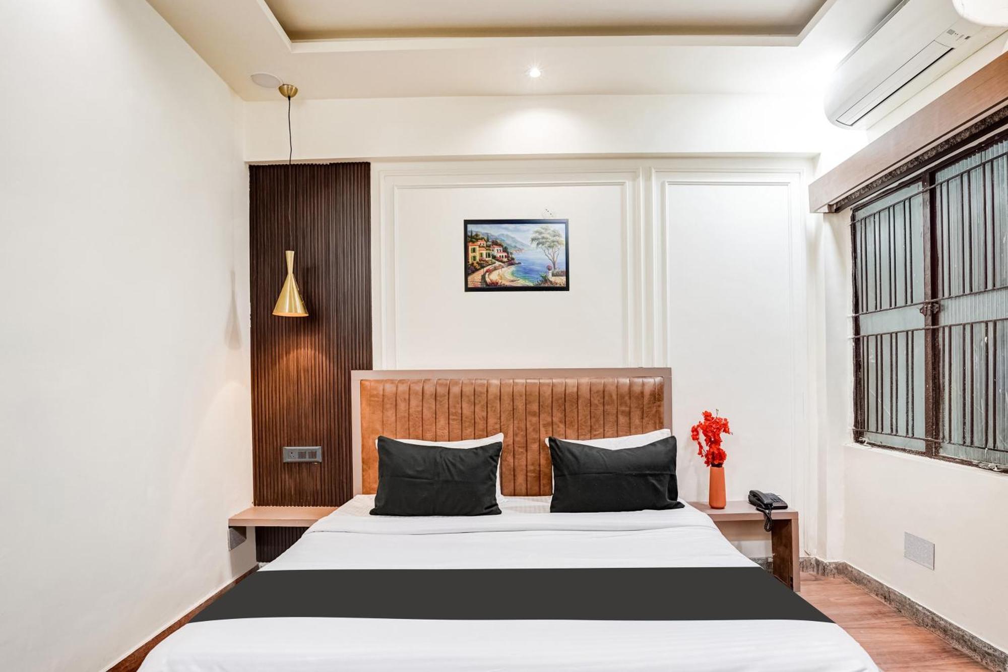 Hotel Super Collection O Ratan Lal Nagar à Kanpur Extérieur photo