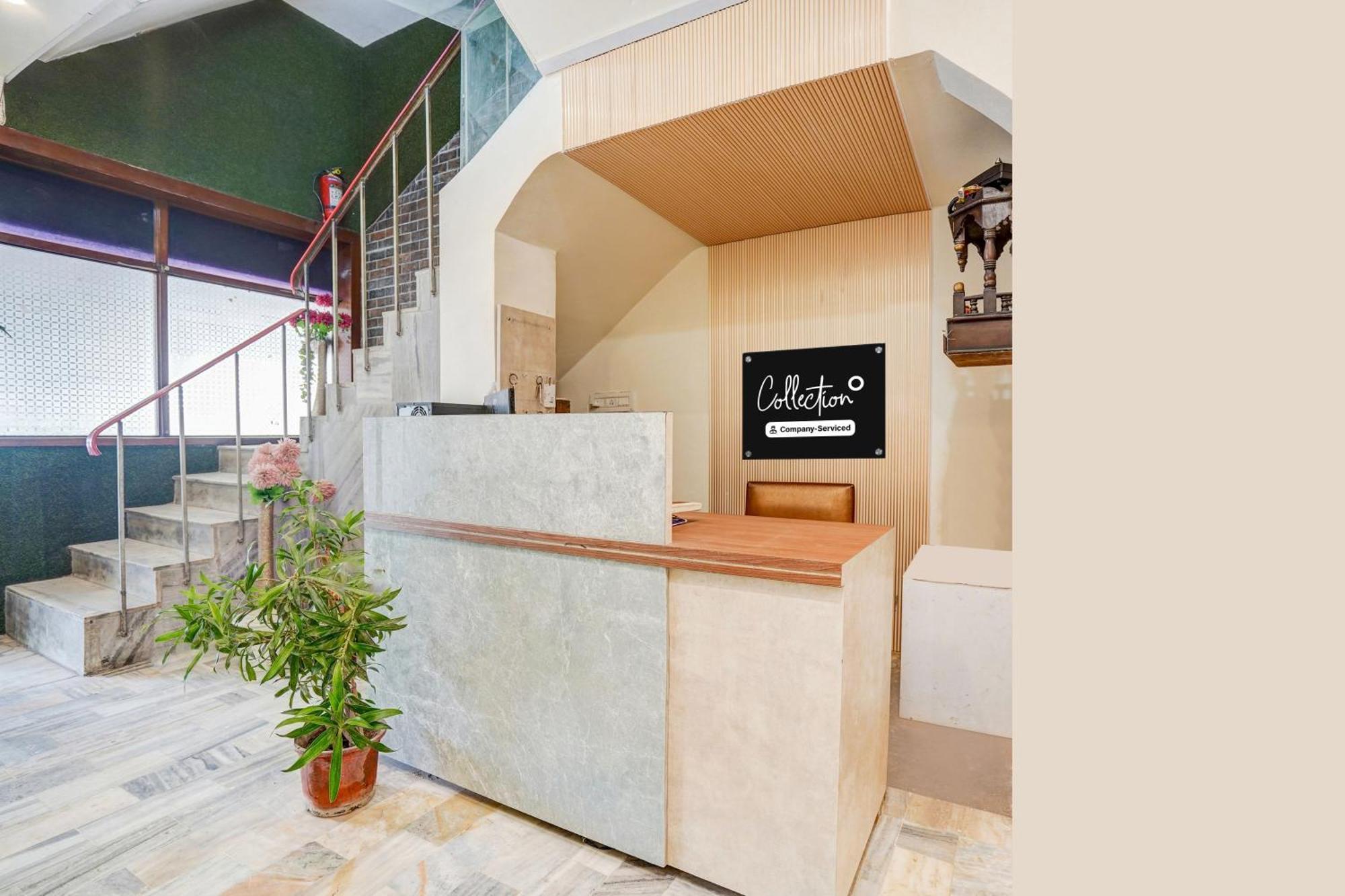 Hotel Super Collection O Ratan Lal Nagar à Kanpur Extérieur photo